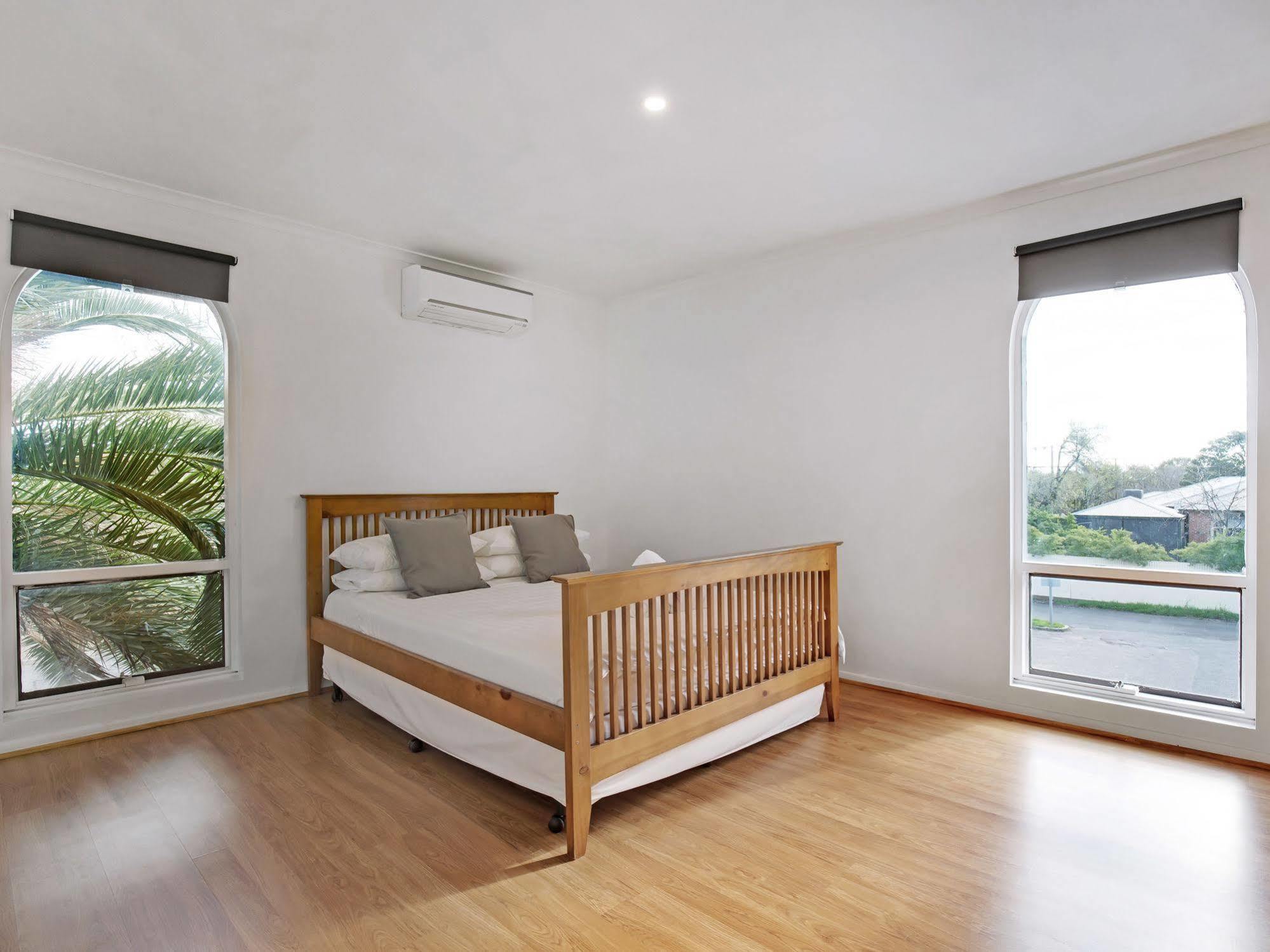 Adelaide Holiday Homes Екстериор снимка
